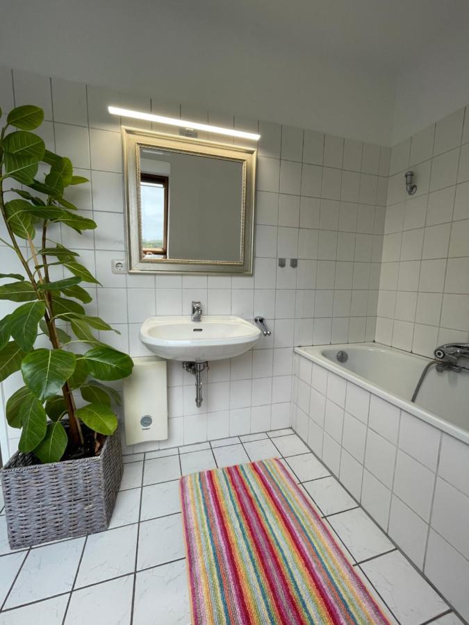 Appartement Mit Zwei Schlafzimmern Borgholzhausen Exterior photo